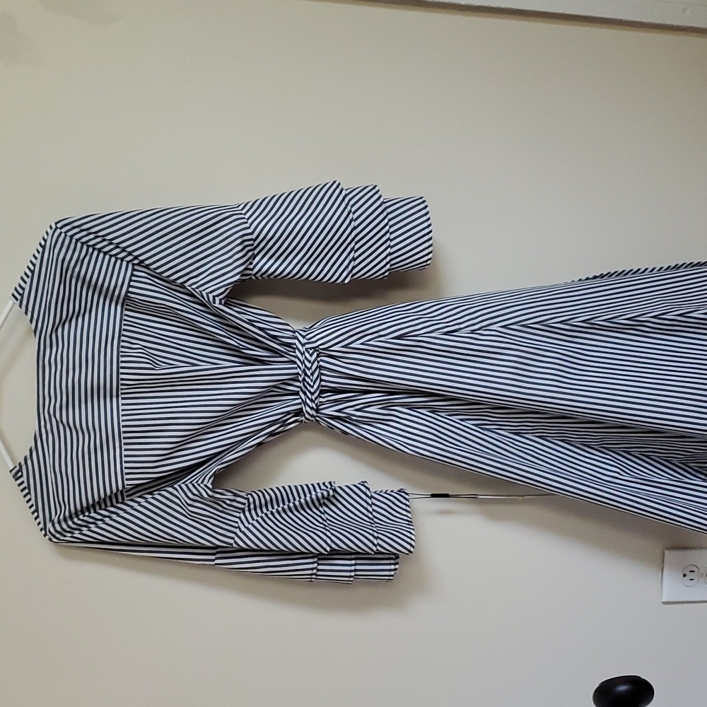 Calvin Klein wrap dress. Size 8. Tags. Brand new. - Picture 4 of 4